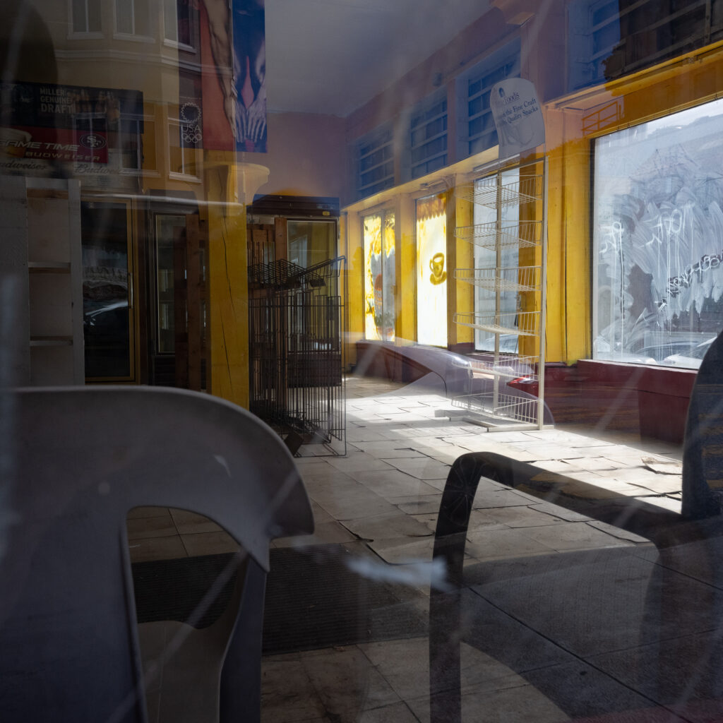 Closed Delicatessen